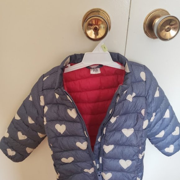 Gap Baby Print Puffer Jacket Hearts - Picture 2 of 2